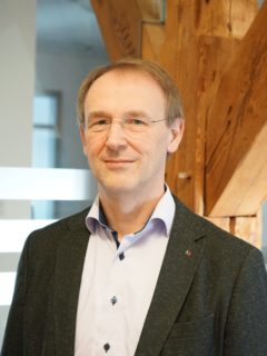 Prof. Dr. Bernhard Schmauss